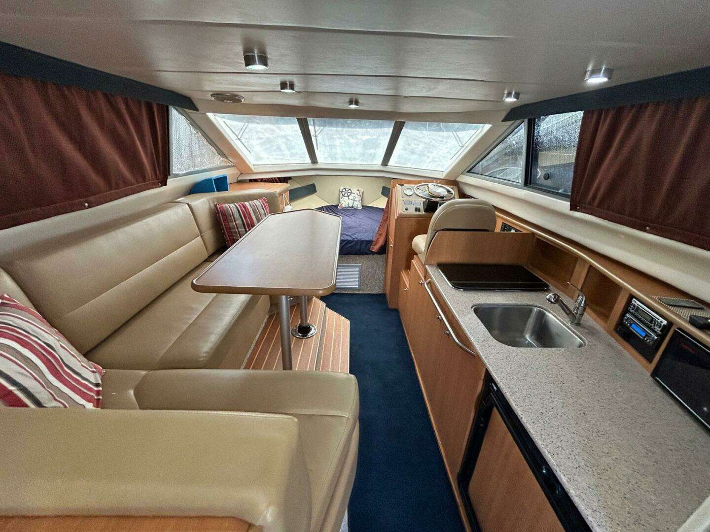 2008 Bayliner Discovery 288 - Image 4