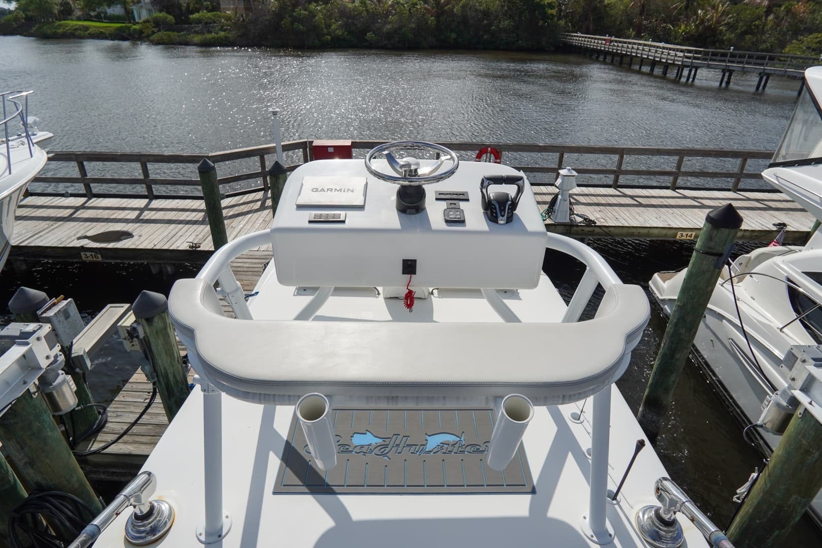 2022 Sea Hunter 41 CTS - Image 22