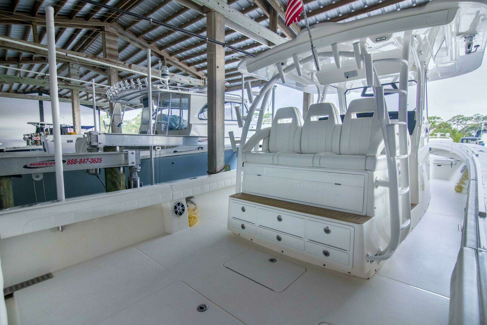2021 Regulator 41 Center Console - Image 2
