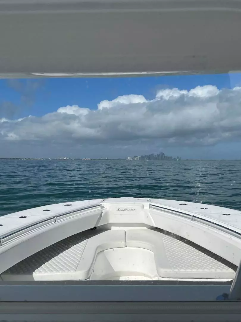 2022 SeaHunter 39 - Image 12