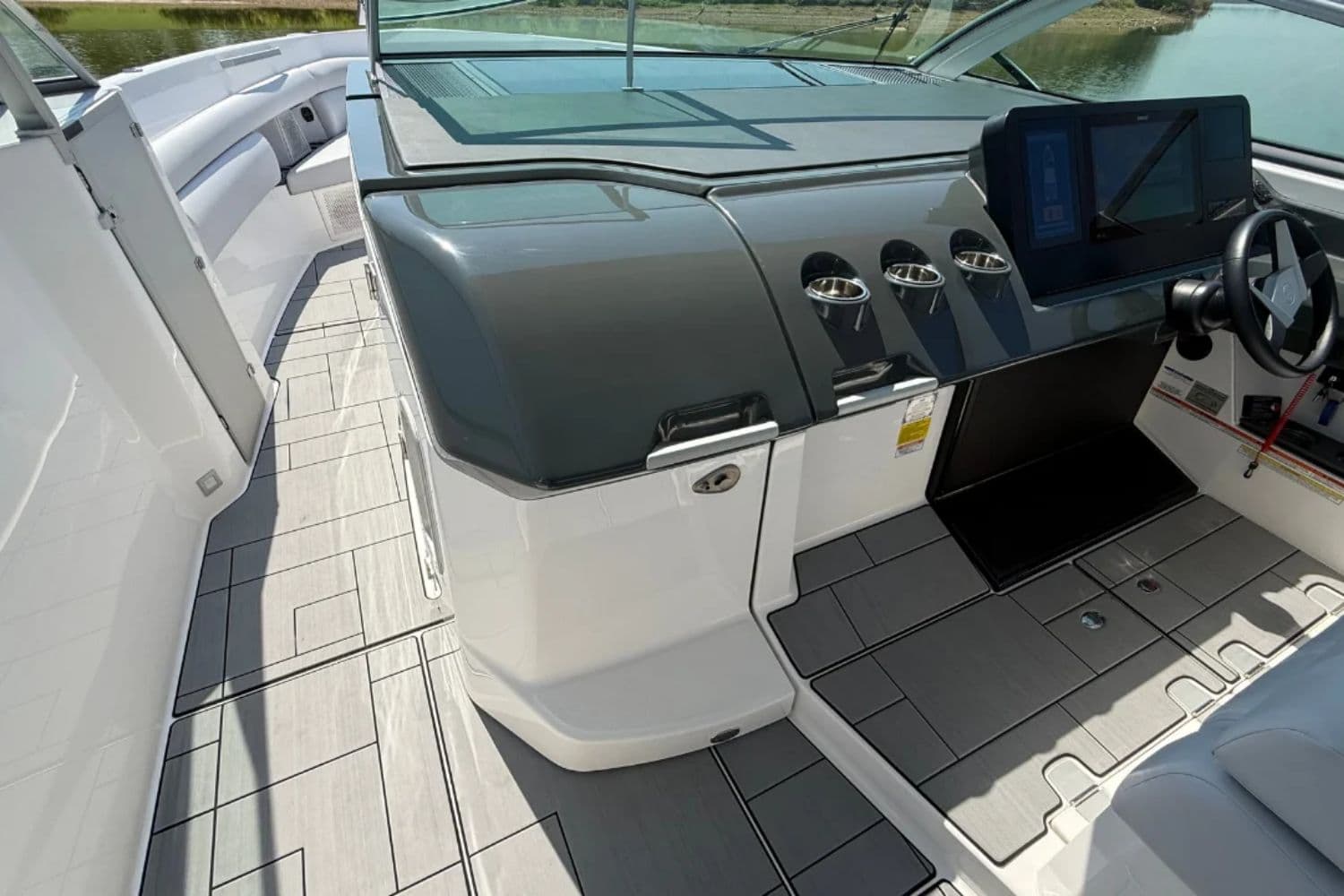 2024 Aviara AV40 - 51