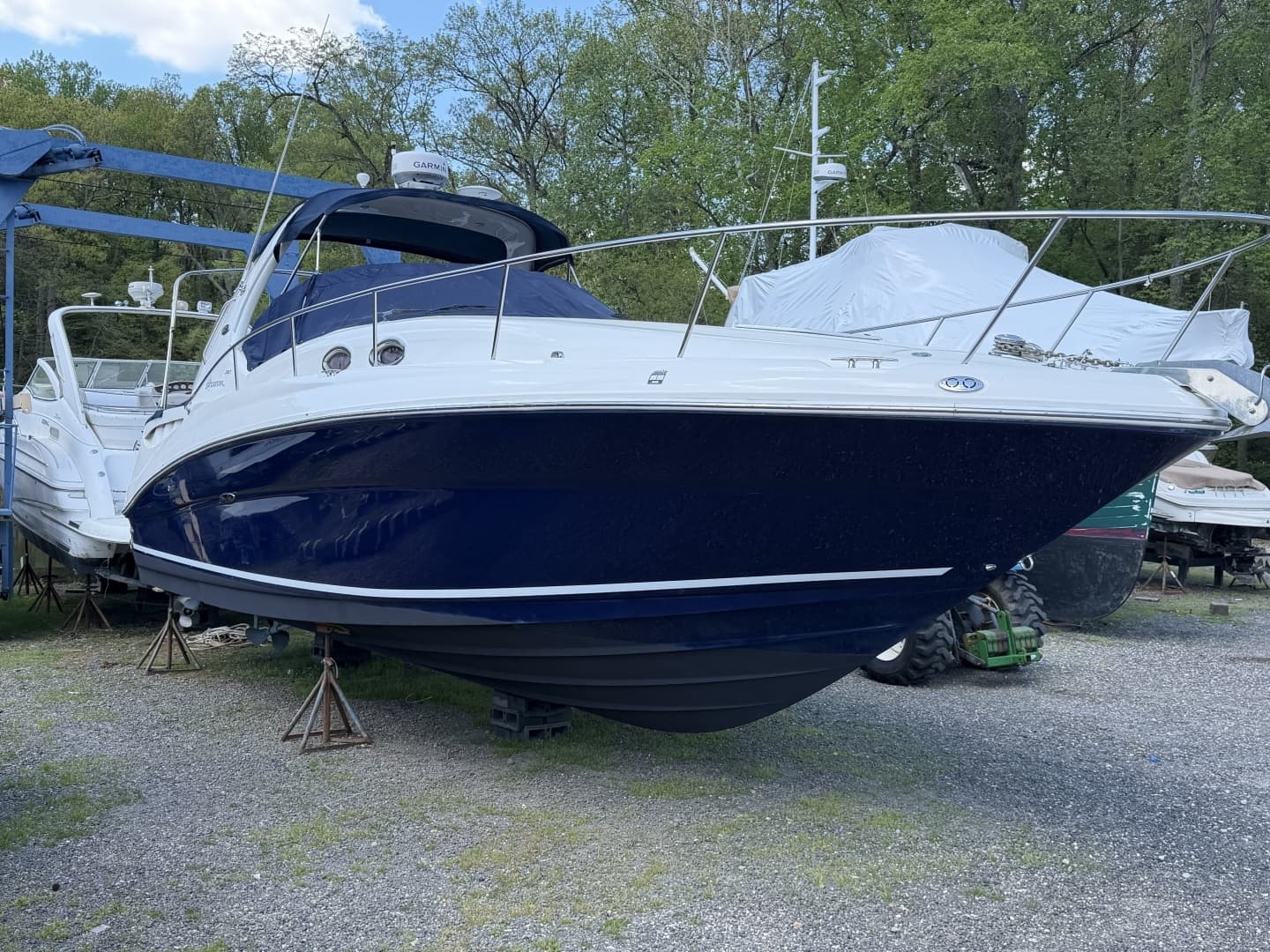 2005 Sea Ray 320 Sundancer - Image 18
