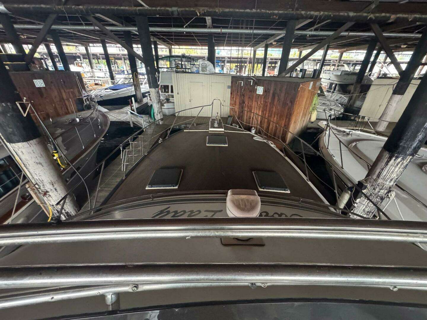 1990 Symbol 53' Sedan - Image 4