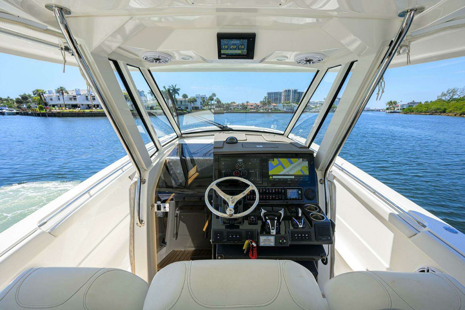 2021 Pursuit S 378 Sport - Image 9