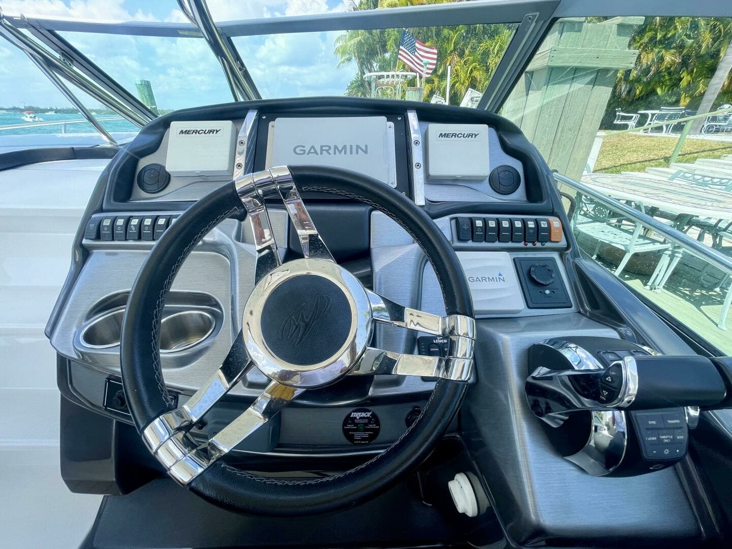 2016 Monterey 335 Sport Yacht - Image 25