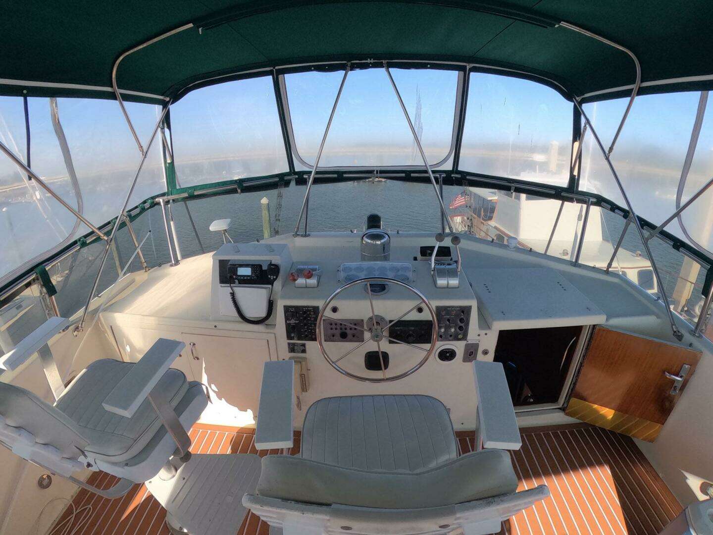 1987 Hatteras 54MY - Image 44