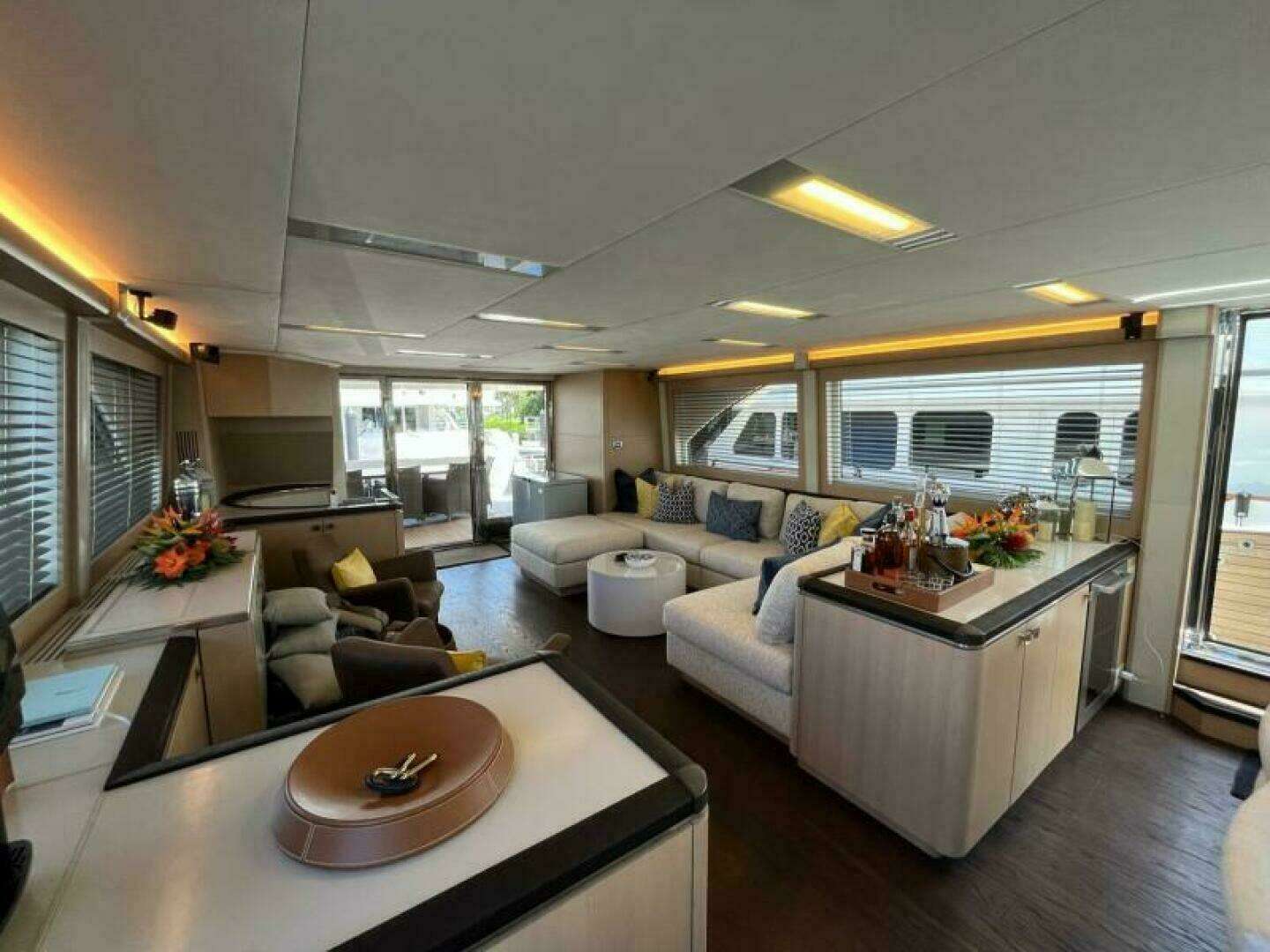 2015 Monte Carlo Yachts MCY86 - Image 49