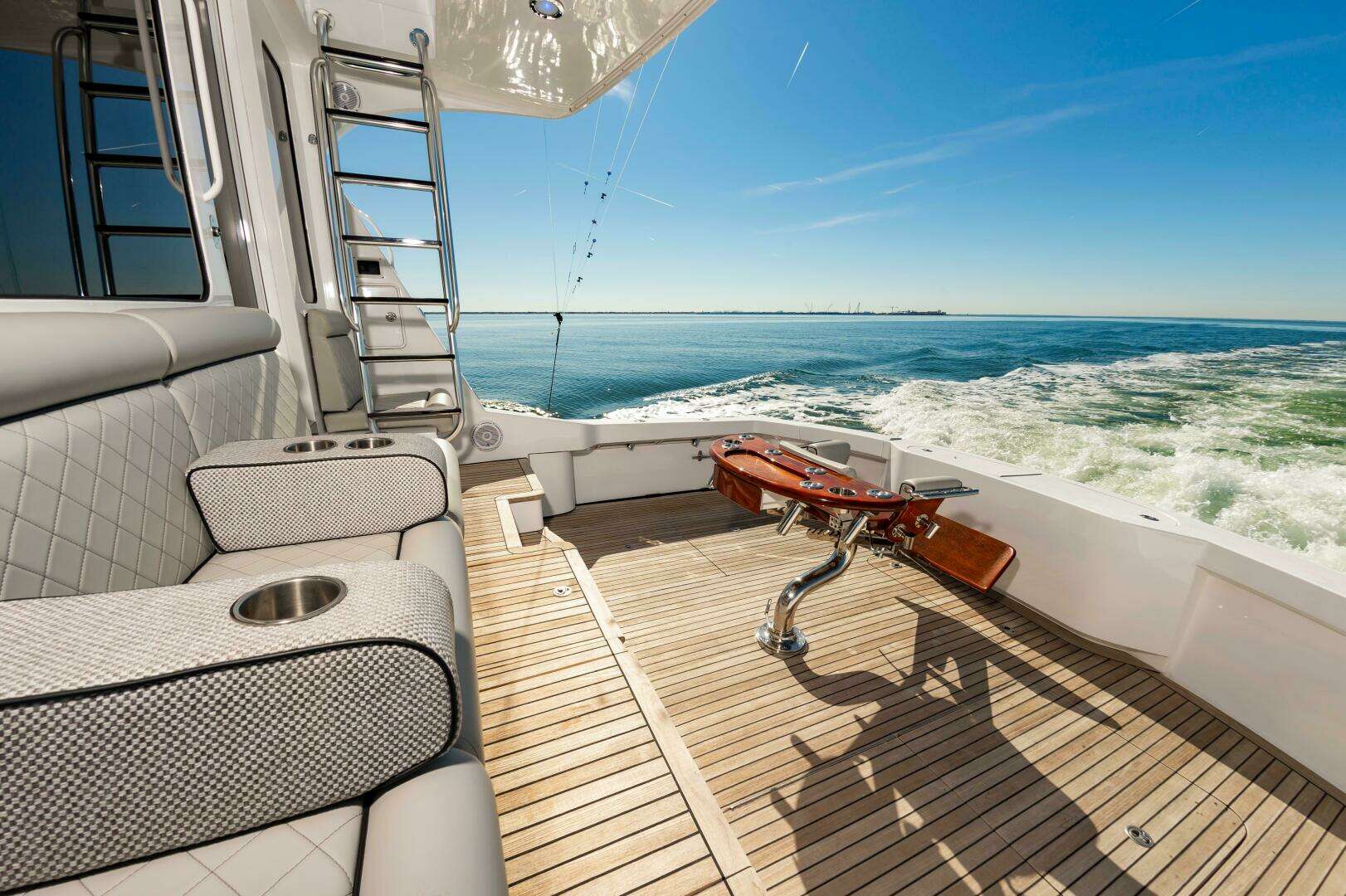 2008 Hatteras 64 Enclosed Bridge - Image 7