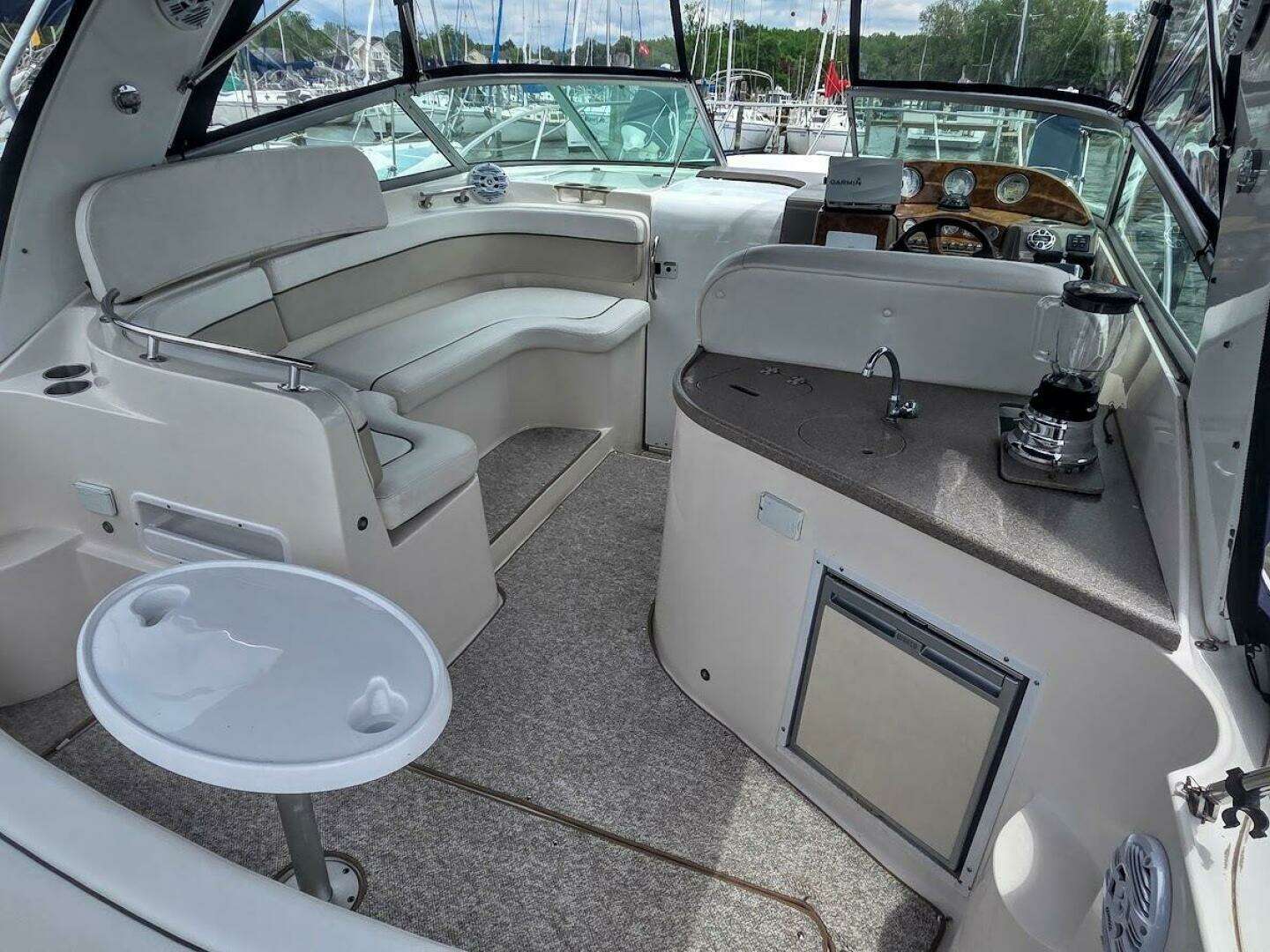 2007 Rinker 320 Express - Image 14