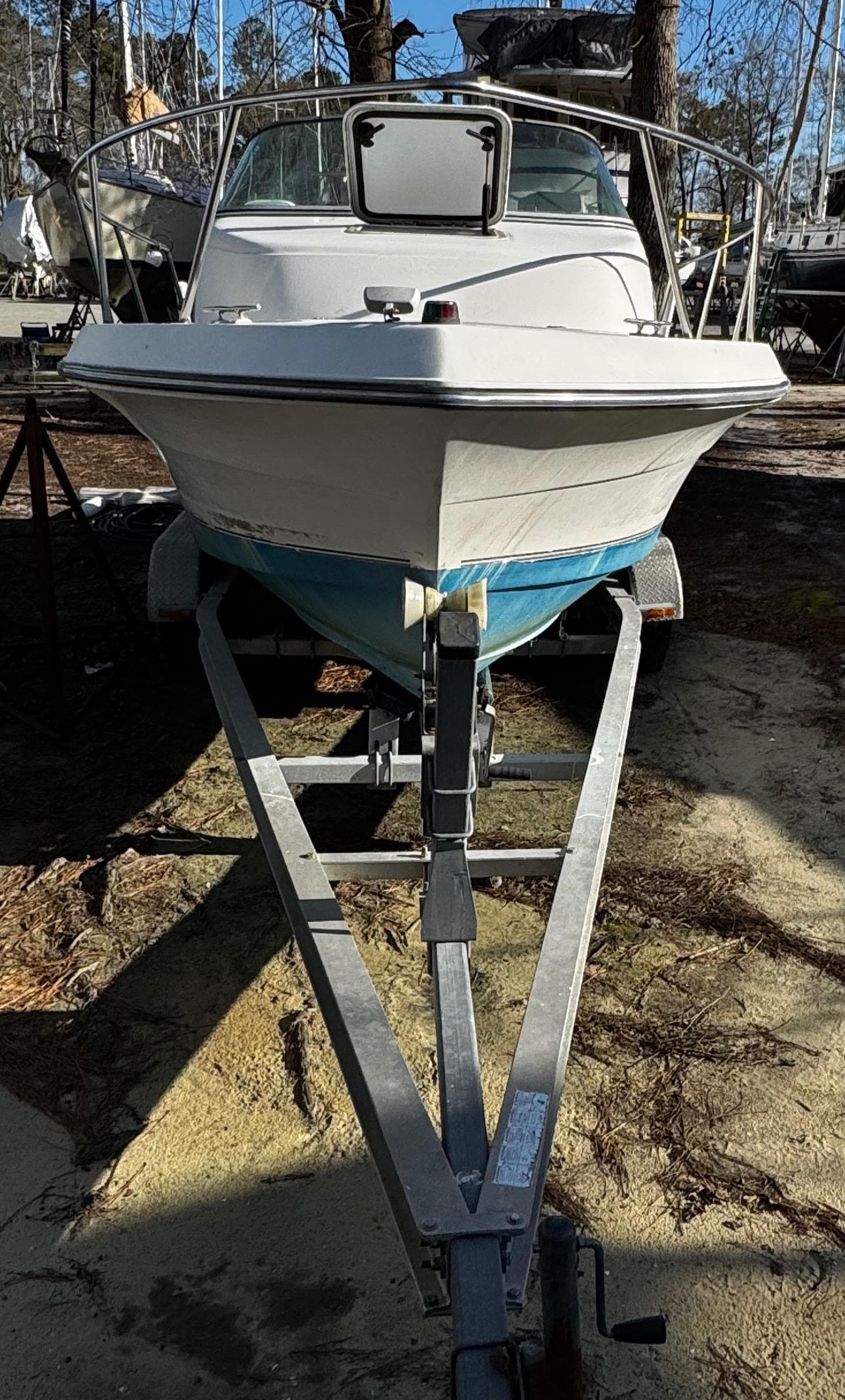 2001 Aquasport 215 Explorer