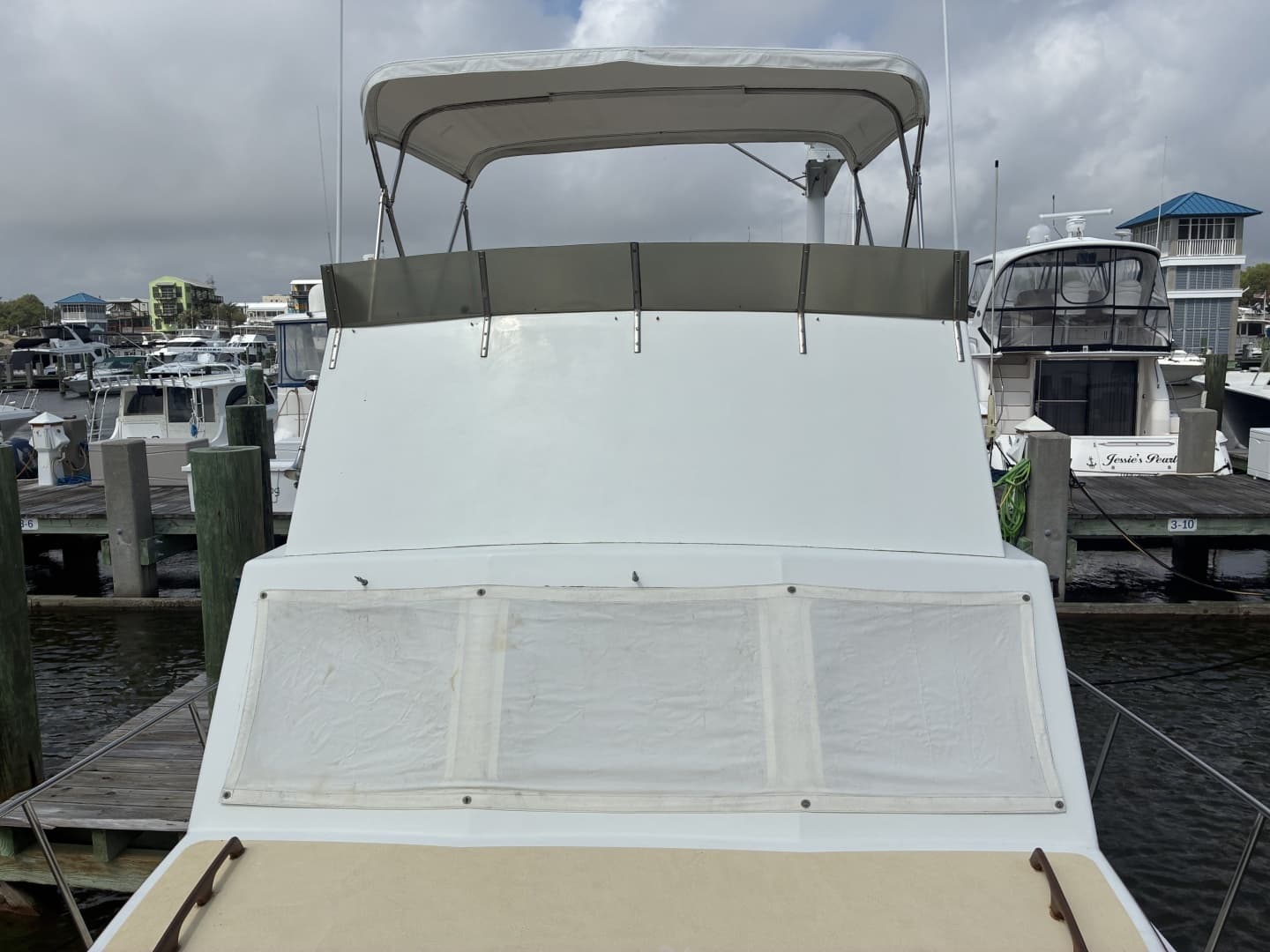 1989 Duffy 35 Flybridge - Image 47