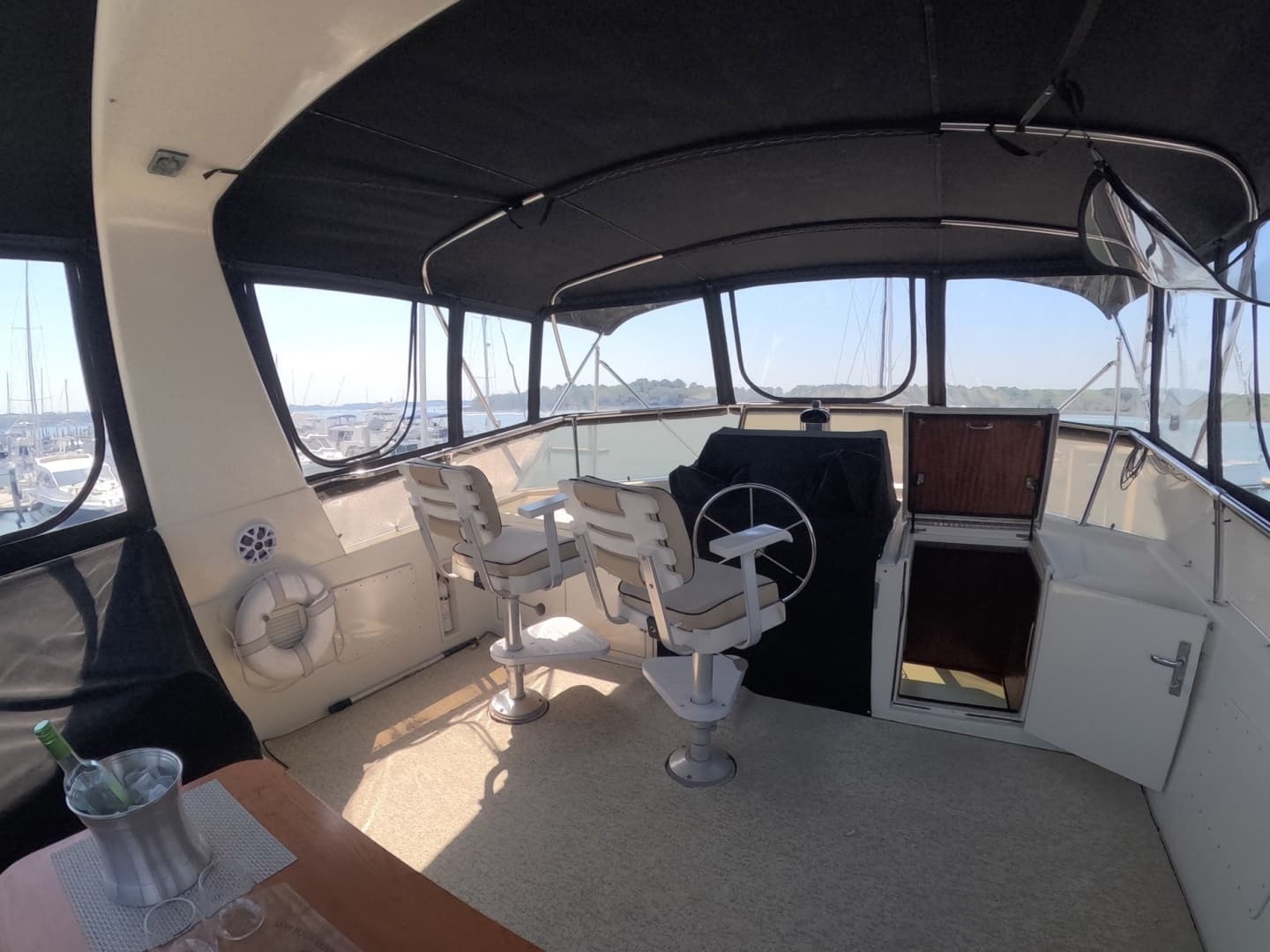 1987 Hatteras Motor Yacht - Image 58