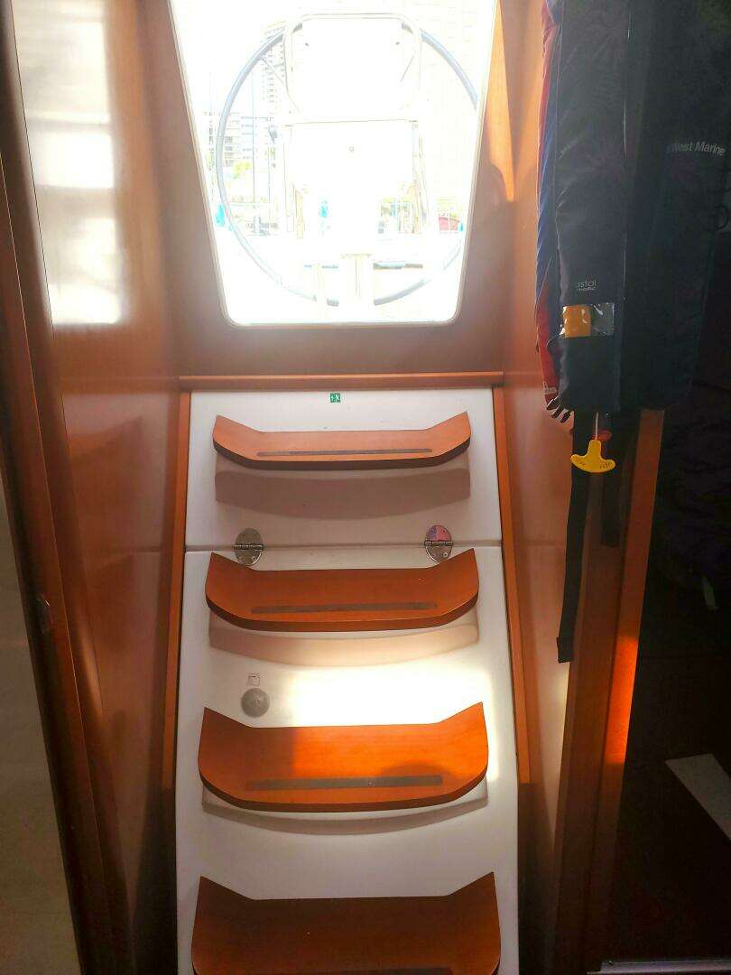 2015 Beneteau Oceanis - Image 20