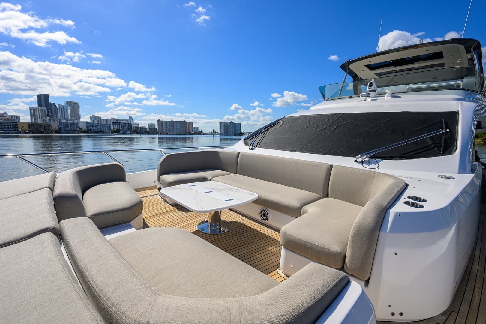 2024 Azimut Fly 78 - Image 19