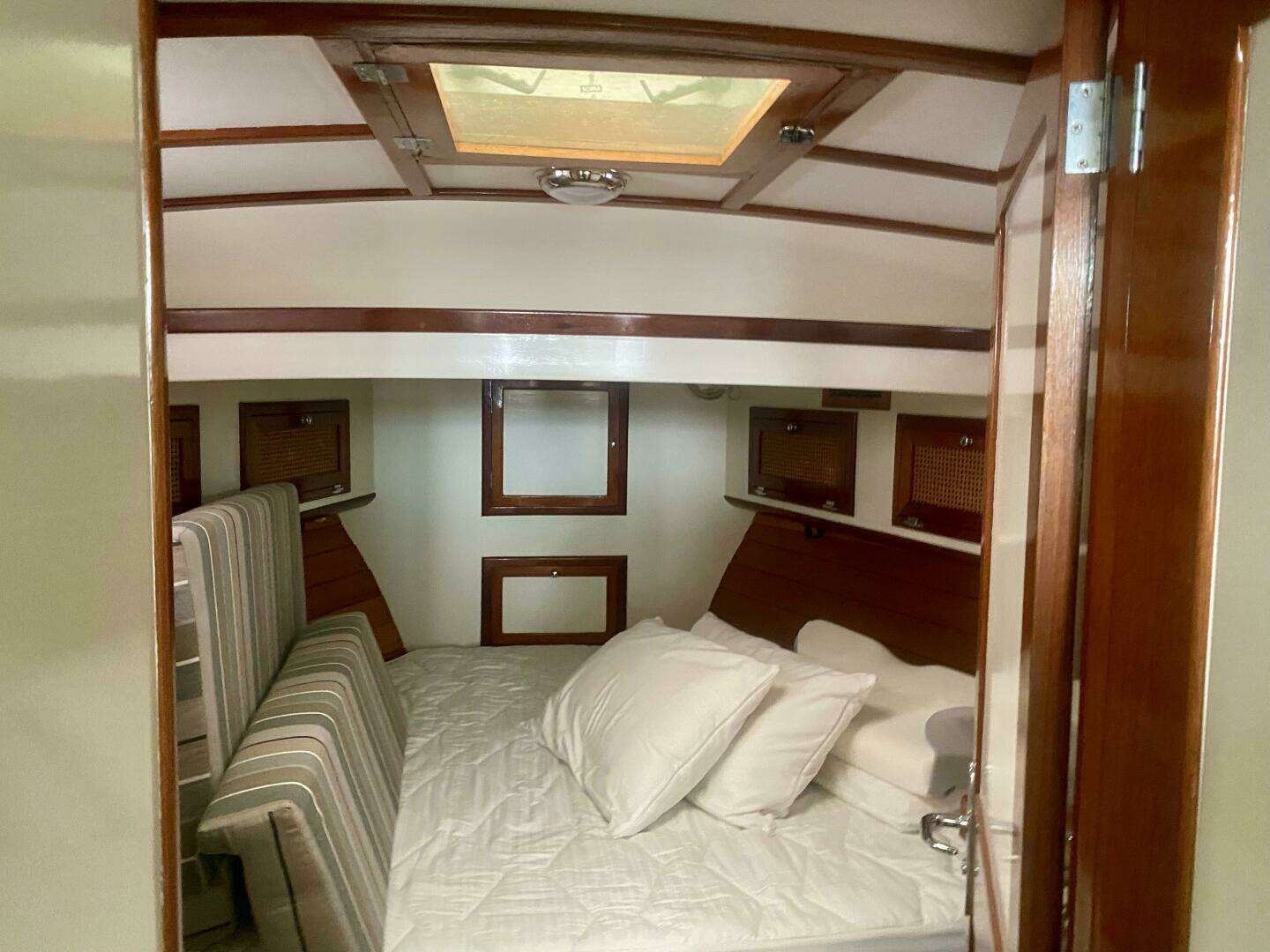 2000 Mast & Mallet — - Image 38