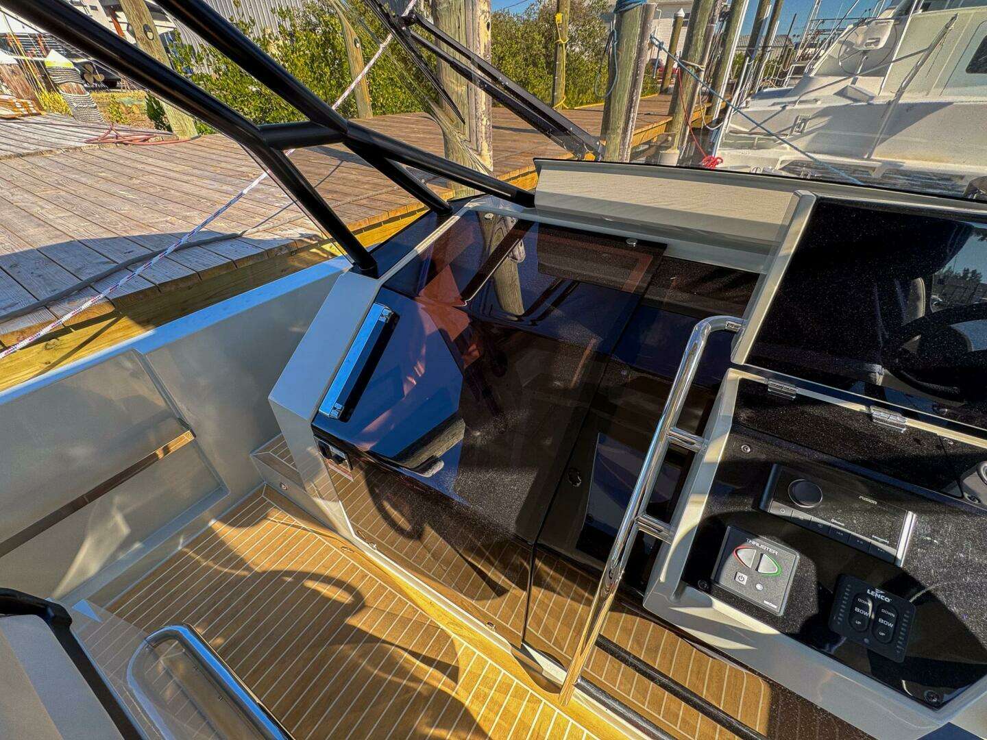 2026 De Antonio Yachts D32 - Image 23