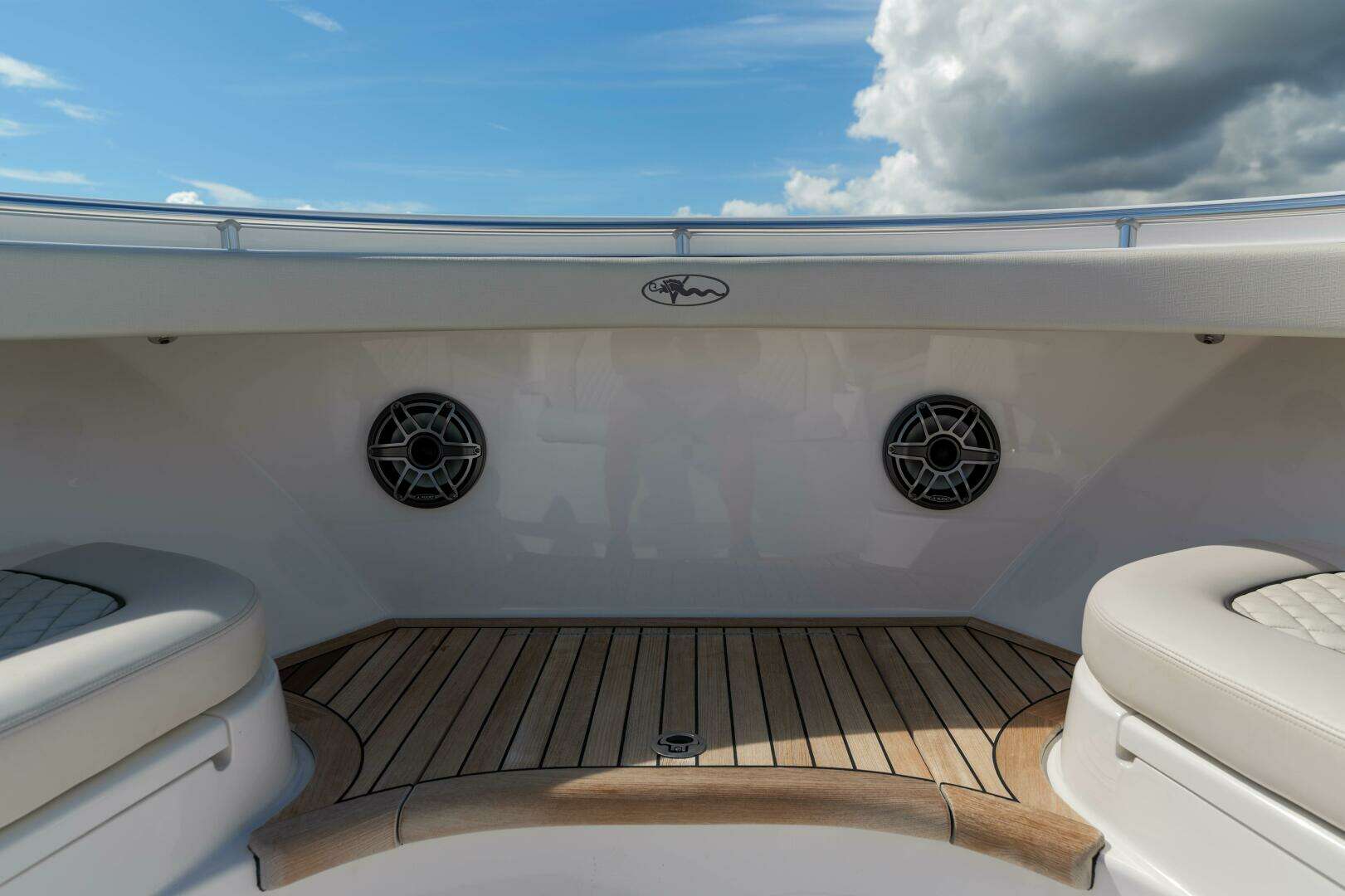 2024 Valhalla Boatworks V-55 - Image 9