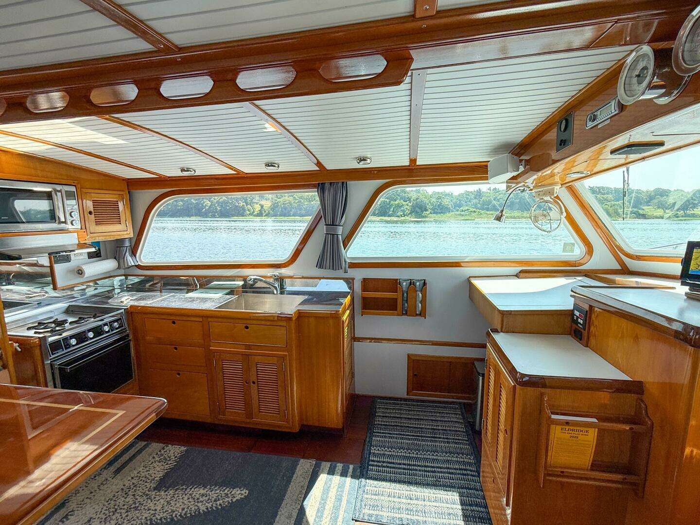 1984 Wilbur 38 - Image 27