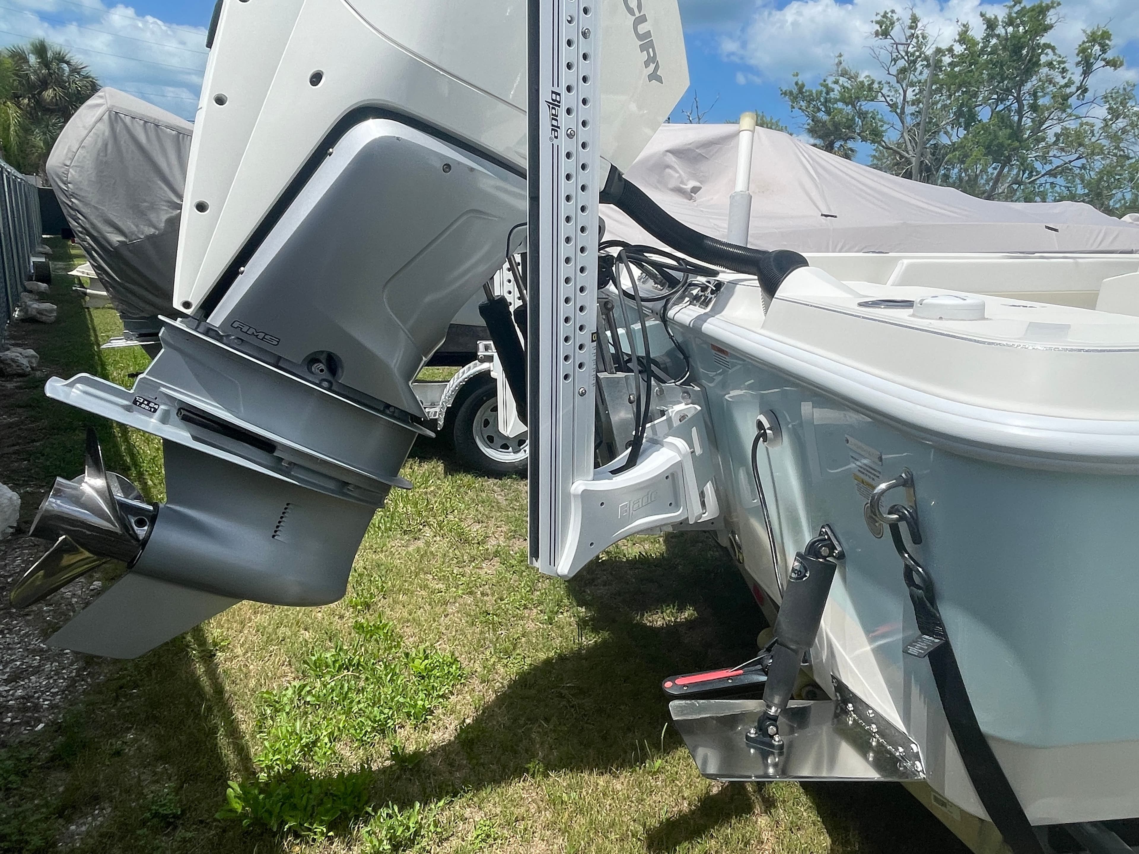 2022 Ranger 2510 Bay - 15