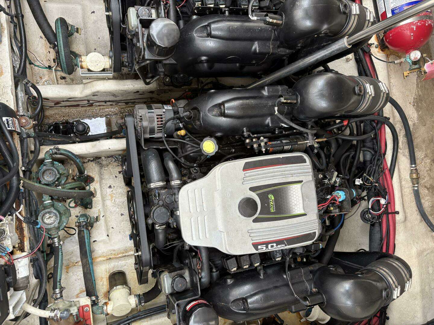 2012 Sea Ray 310 Sundancer - Image 40