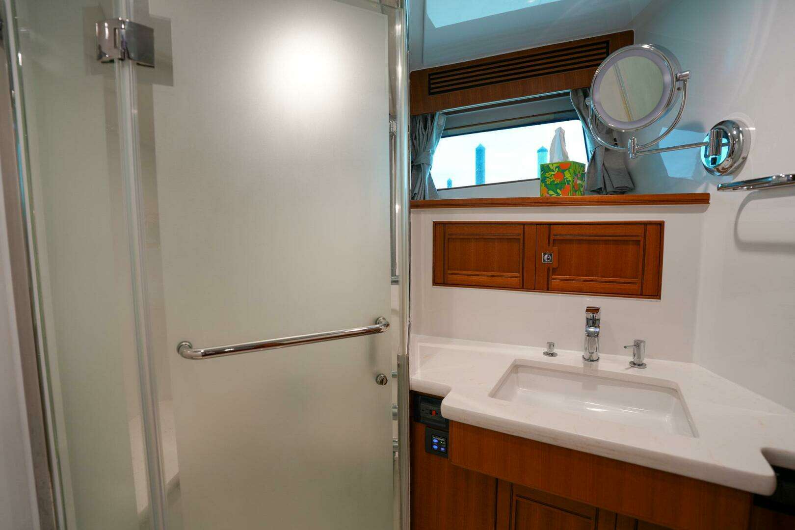 2022 Marlow Explorer 62E-CB - Image 53