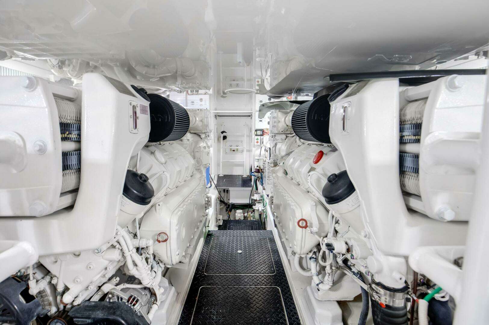 2018 Viking 48 Convertible - Image 34