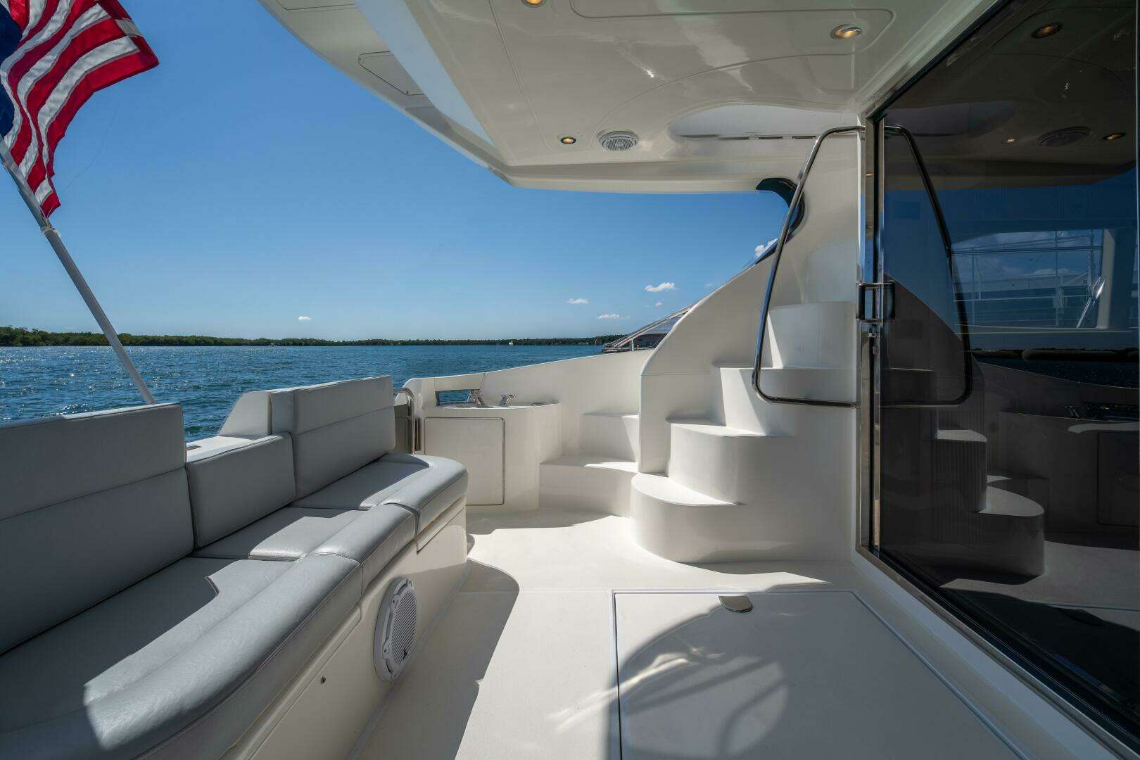 2001 Azimut 46 - Image 21