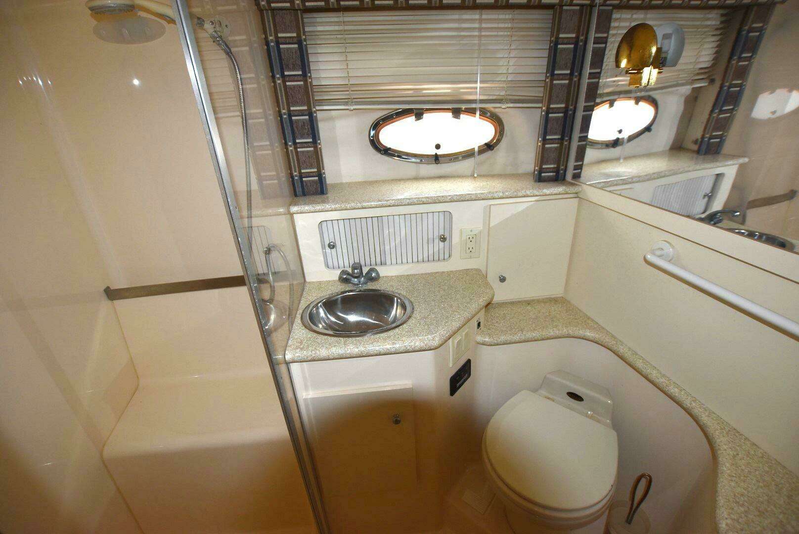 1999 Carver — - Image 15