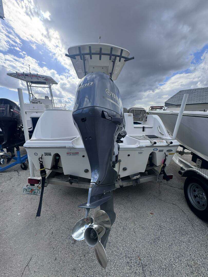 2021 Sea Fox 228 Commander - Image 4