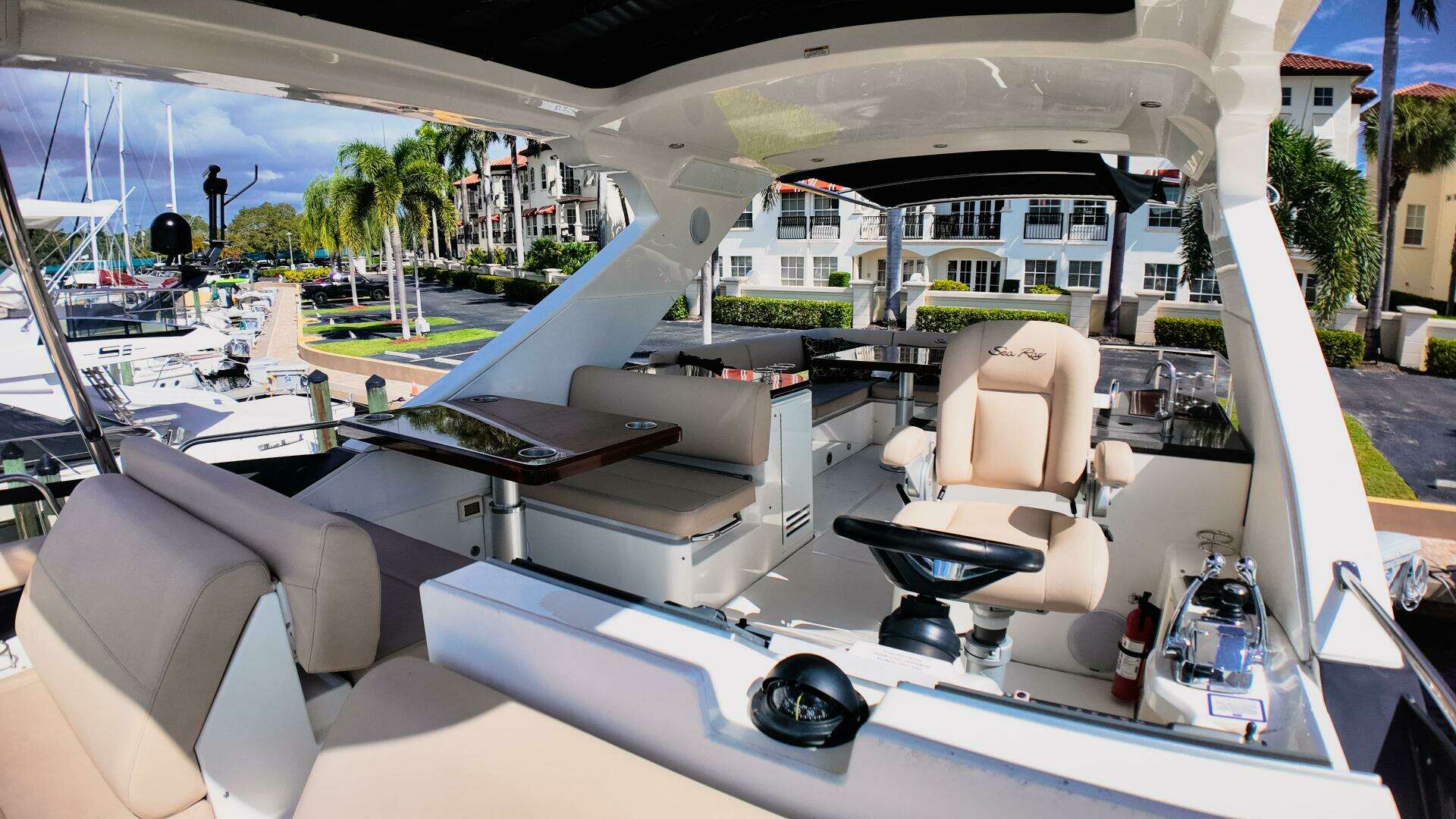 2016 Sea Ray L590 Fly - Image 21