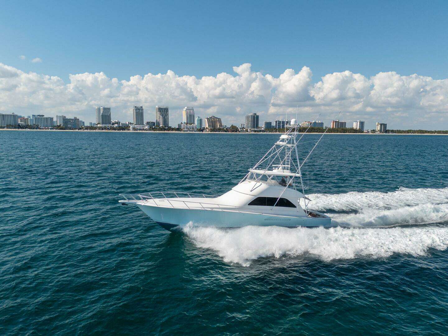 2006 Viking 68 Convertible - Image 13