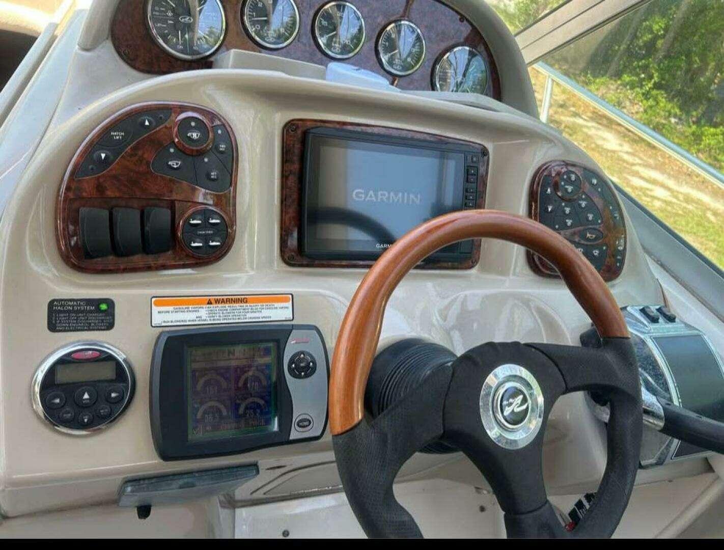 2006 Sea Ray 300 Sundancer - Image 7
