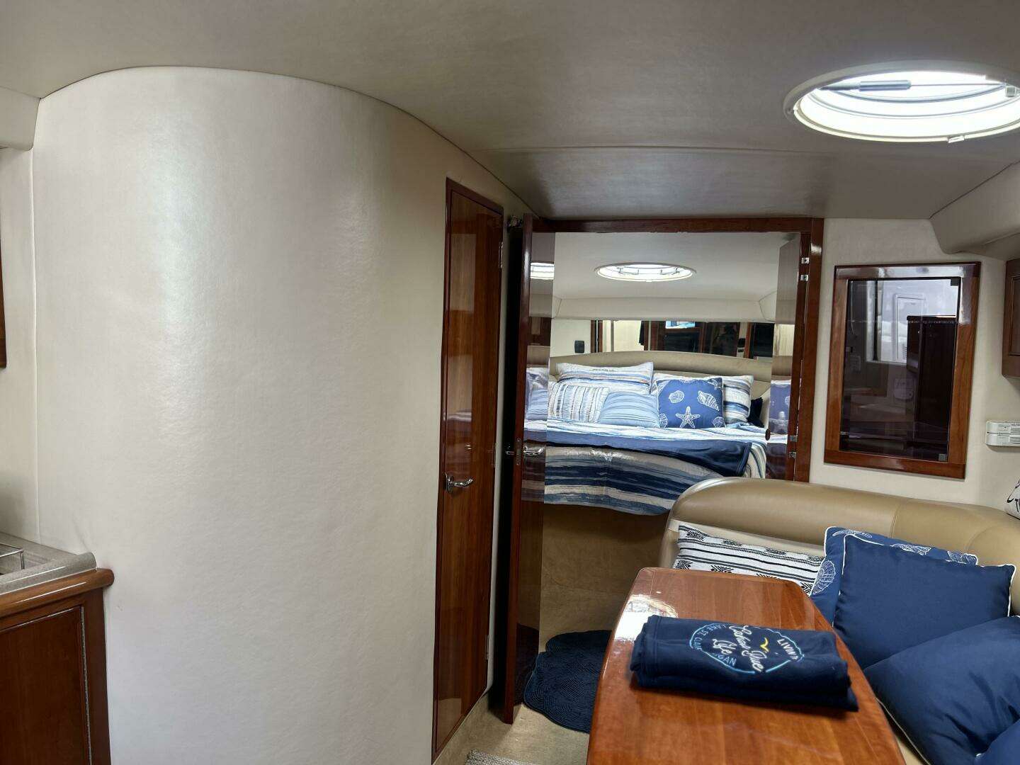 2004 Wellcraft Excalibur - Image 43