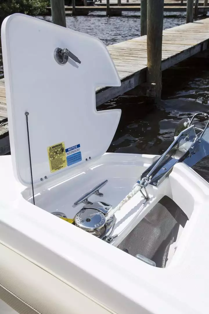 2021 Pursuit DC 235 Dual Console - Image 14