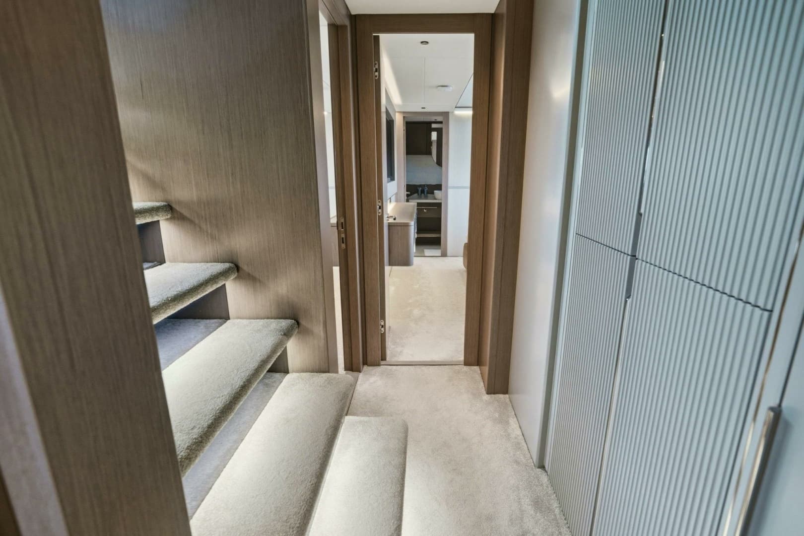 2024 Sunseeker Sunseeker 100 Yacht - Image 22