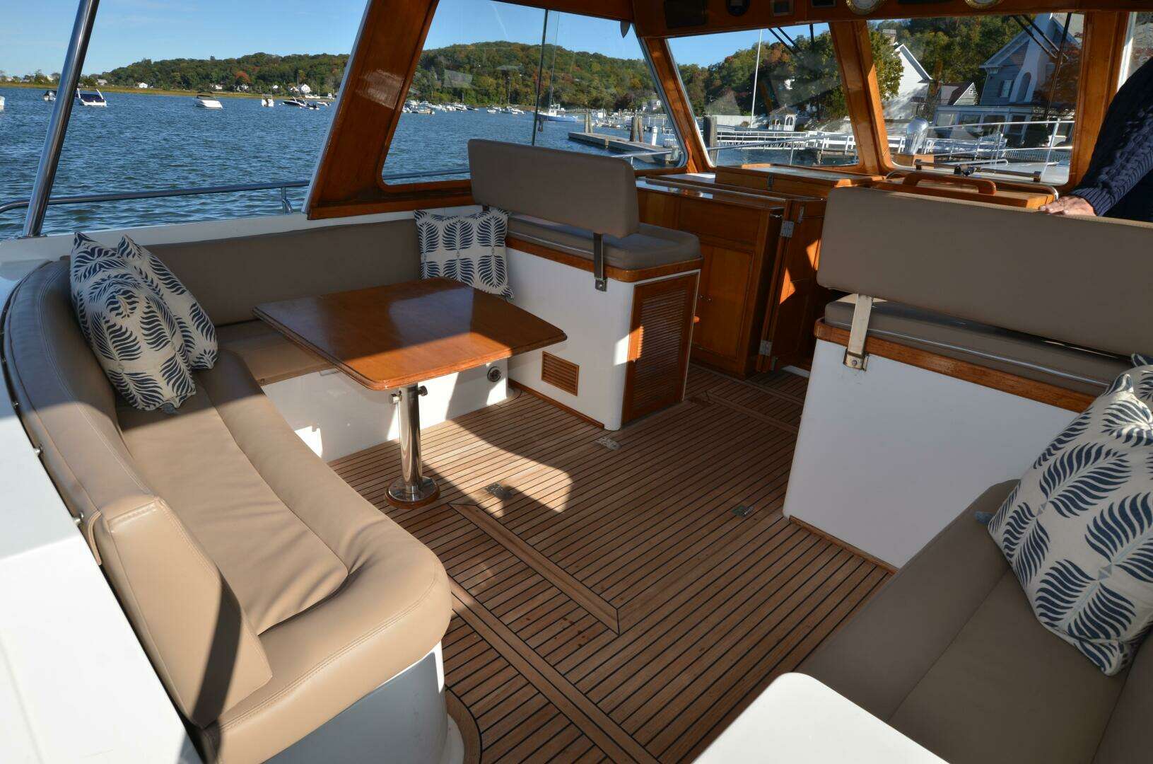 2000 Grand Banks Eastbay HX - Image 16