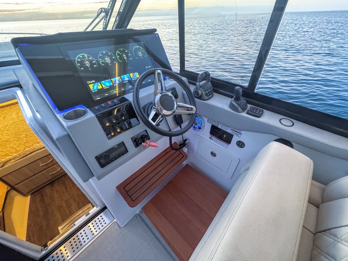 2022 Regal 36 Grand Coupe - Image 21