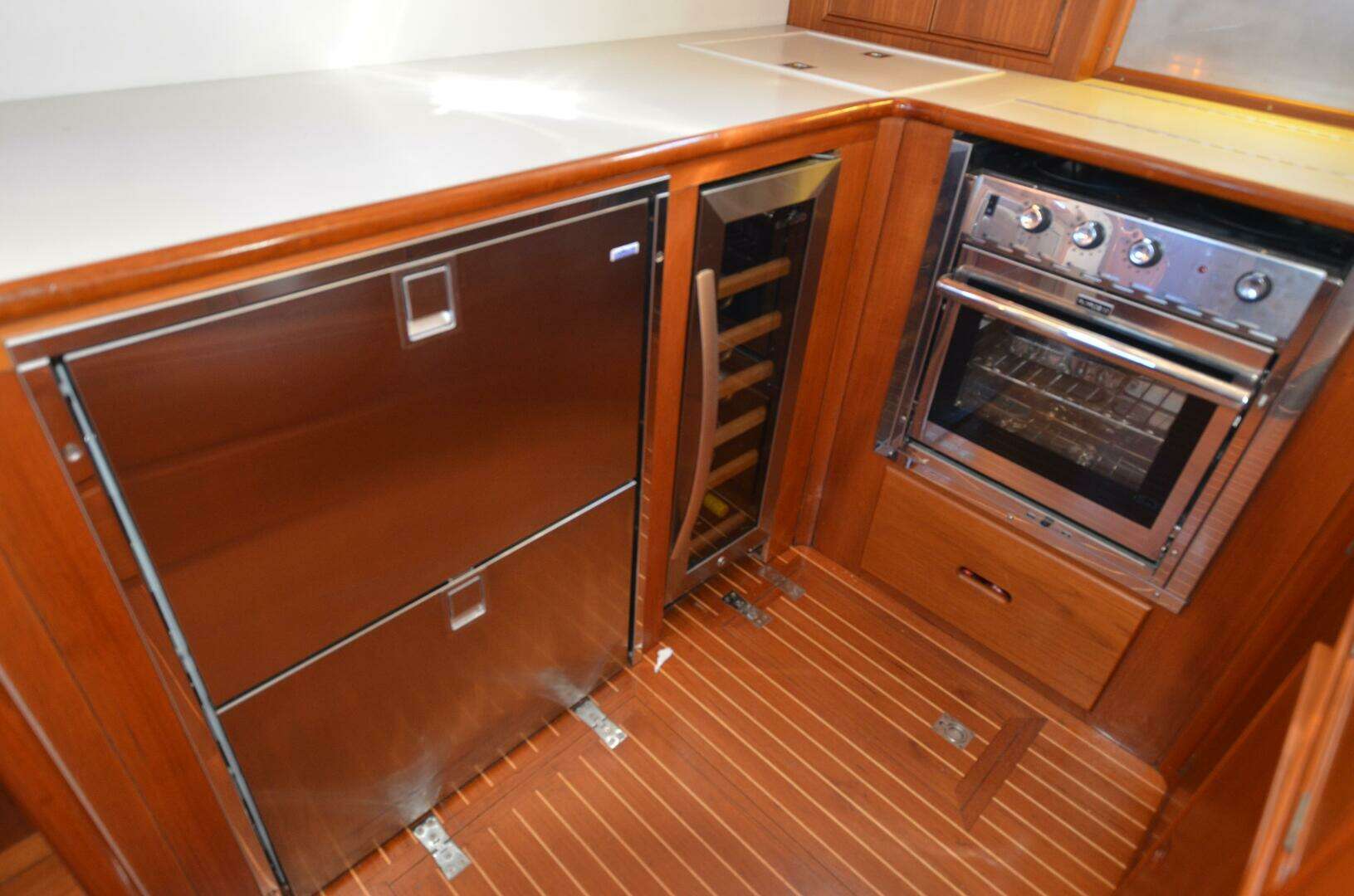 2000 Grand Banks Eastbay HX - Image 28