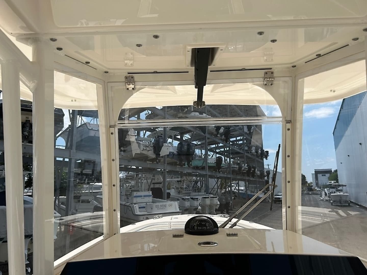 2022 Cobia 262 - Image 28