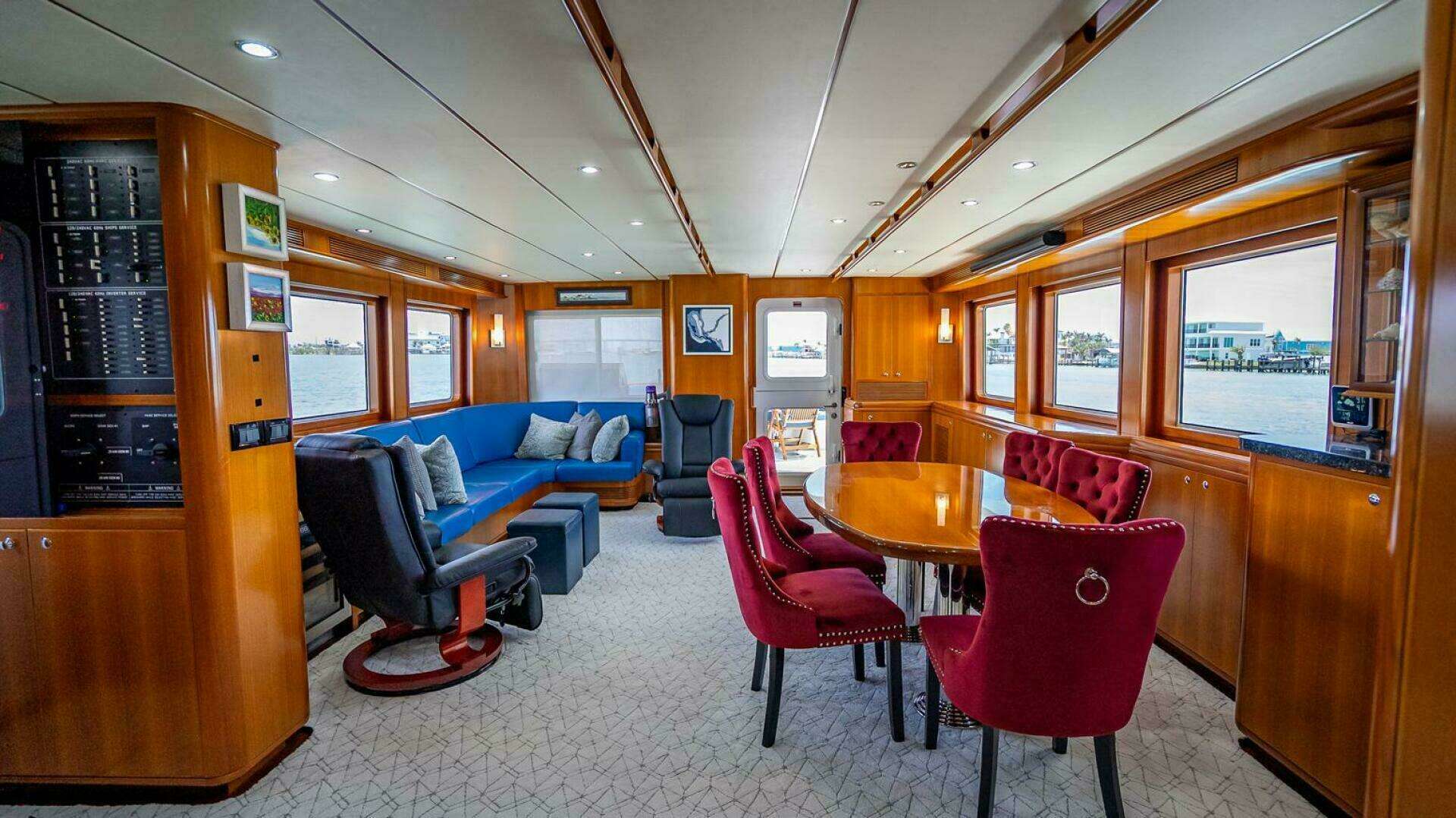 2009 Nordhavn 76 - Image 10