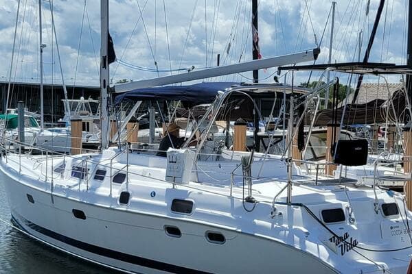 2002 Hunter 450 - Image 1