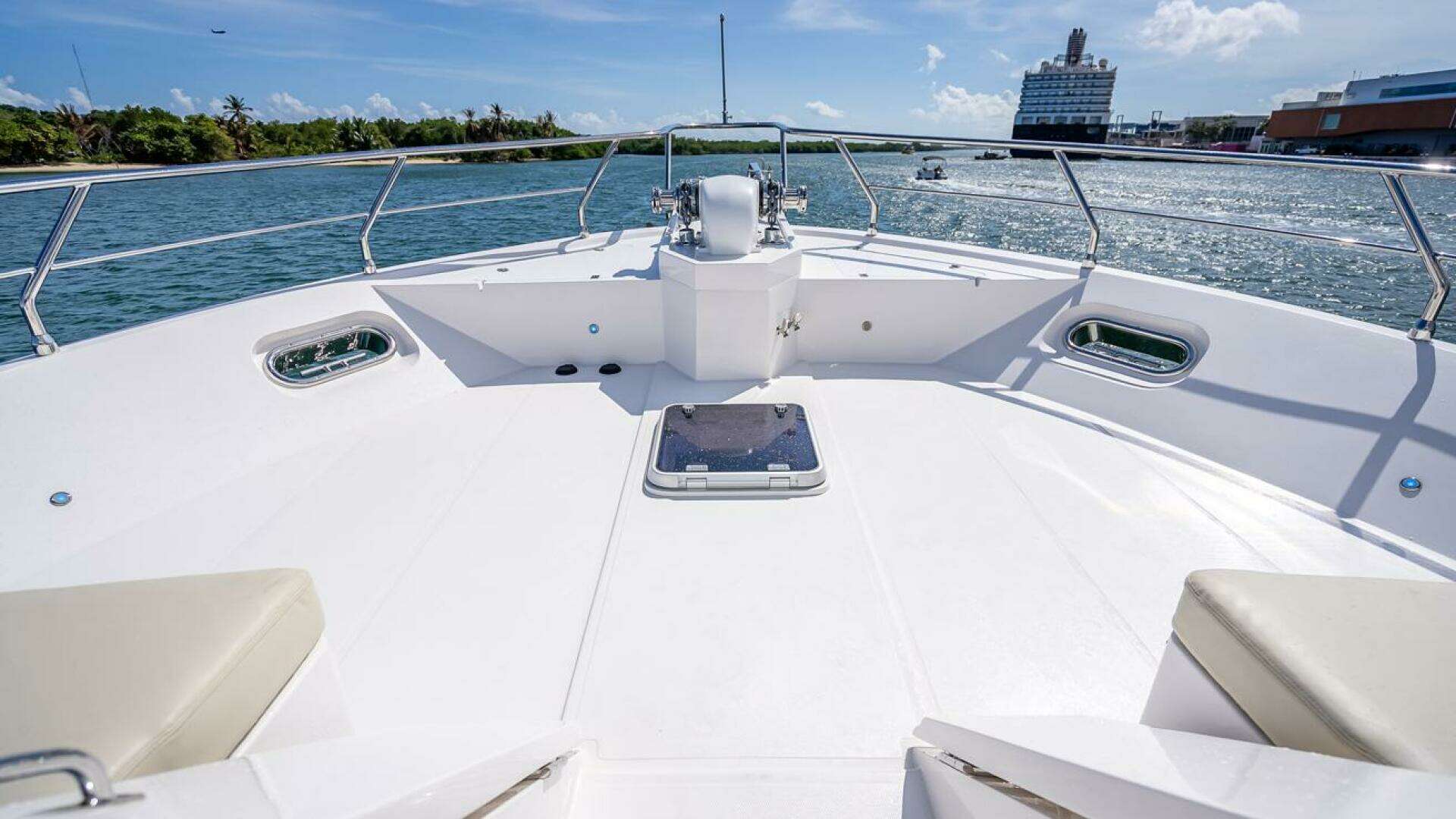 2022 Hampton 658l Endurance - Image 47