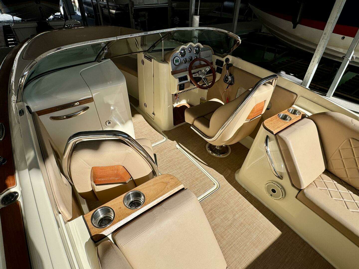 2018 Chris-Craft Launch 27 Heritage Trim Edition - Surf - Image 20