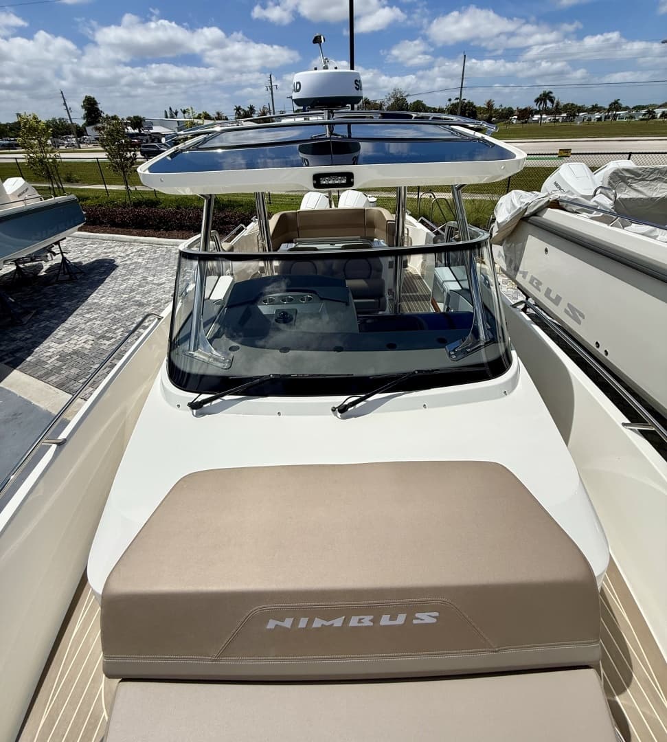 2023 Nimbus T9 - Image 22