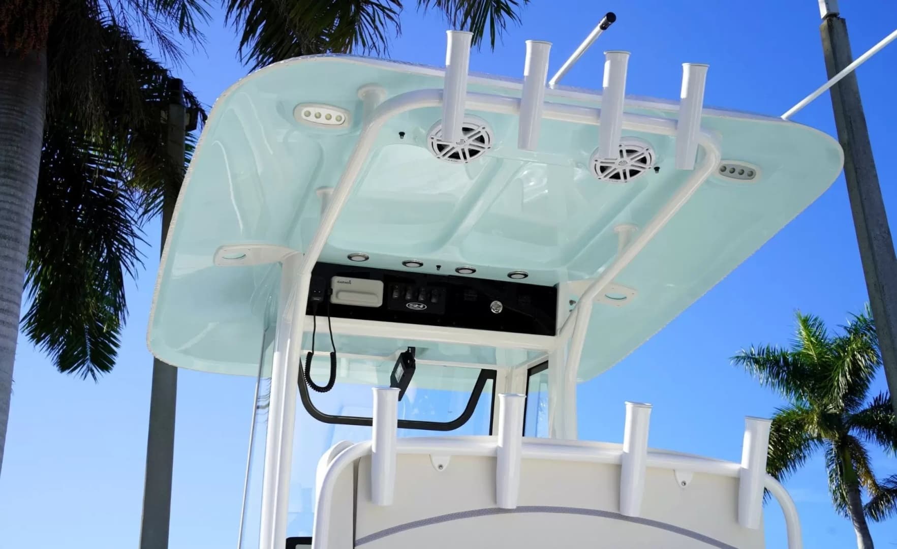 2026 Sea Hunt Ultra 245SE - Image 3