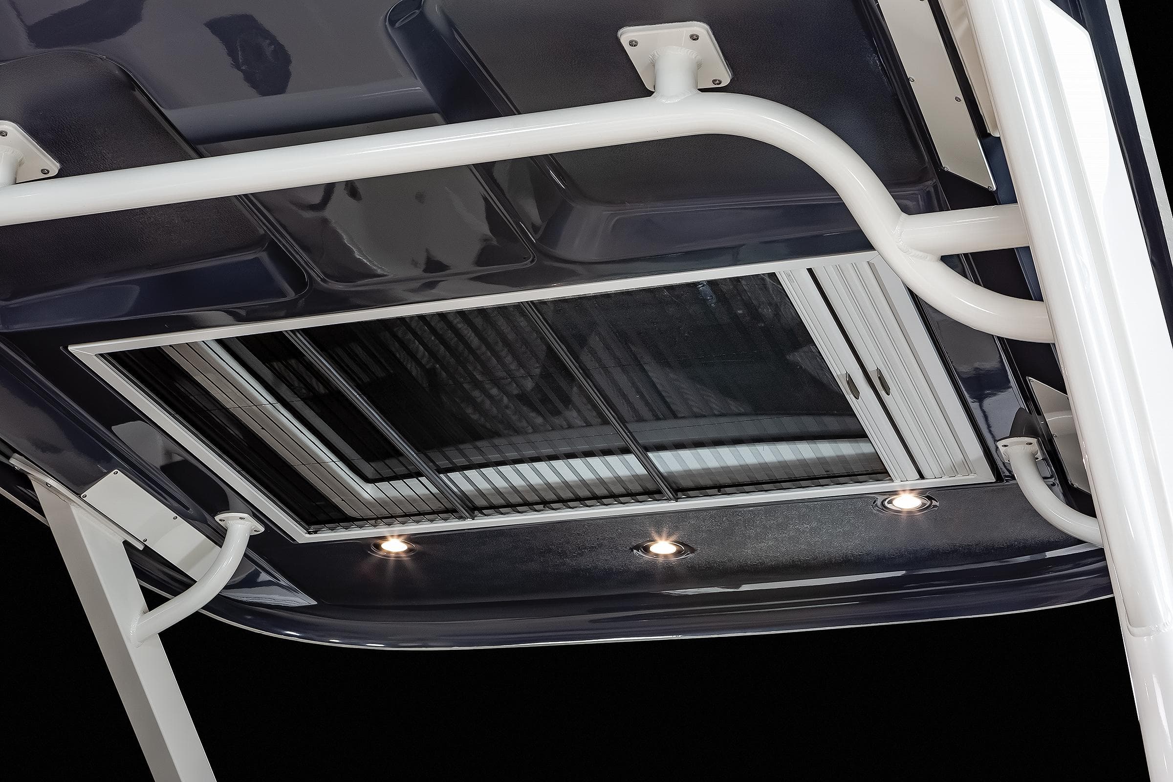2025 Chaparral 280 OSX boat roof with integrated lighting and sleek design.