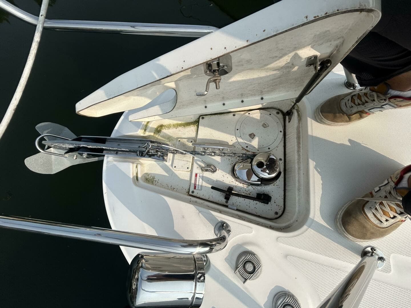 2016 Sea Ray 310 Sundancer - Image 21