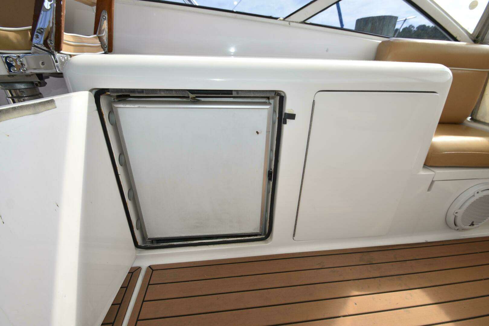 2003 Viking 45 Express - Image 18