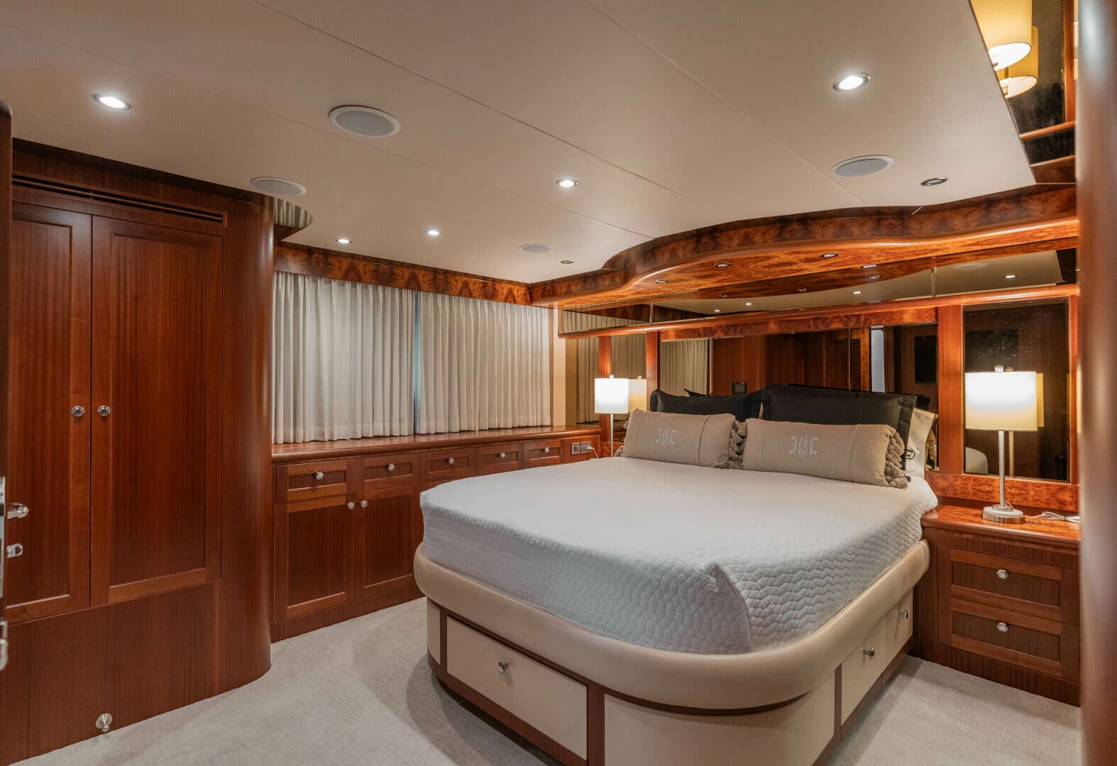 2013 Ocean Alexander 65 PILOTHOUSE - Image 65