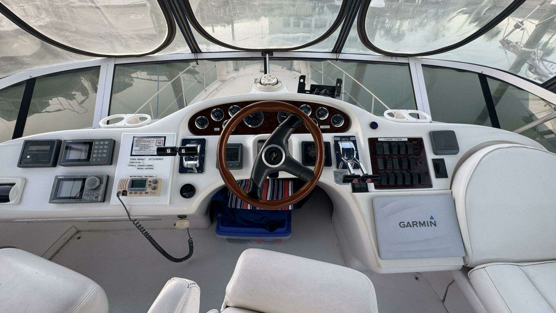2000 Sea Ray 420 Aft Cabin - Image 17